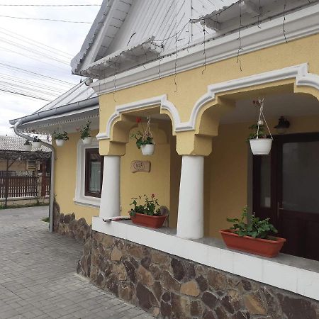 Casuta De Poveste Targu Neamt Exterior foto