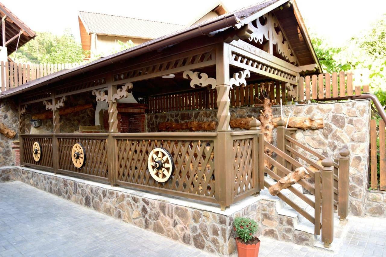 Casuta De Poveste Targu Neamt Exterior foto